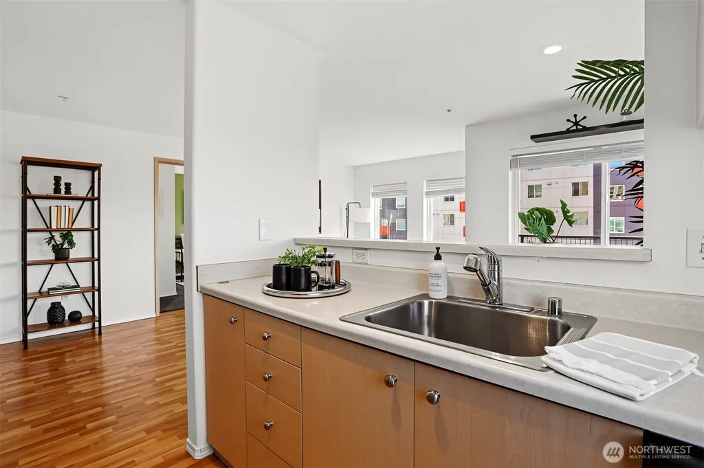 2824 Grand Avenue Everett WA 98201