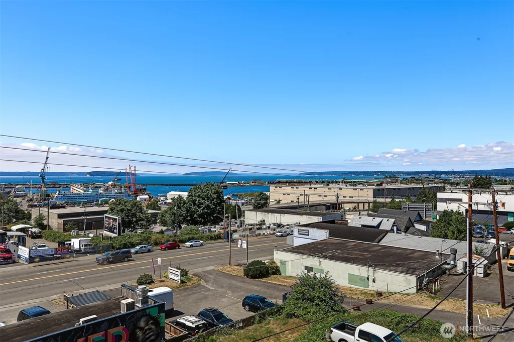 2824 Grand Avenue Everett WA 98201