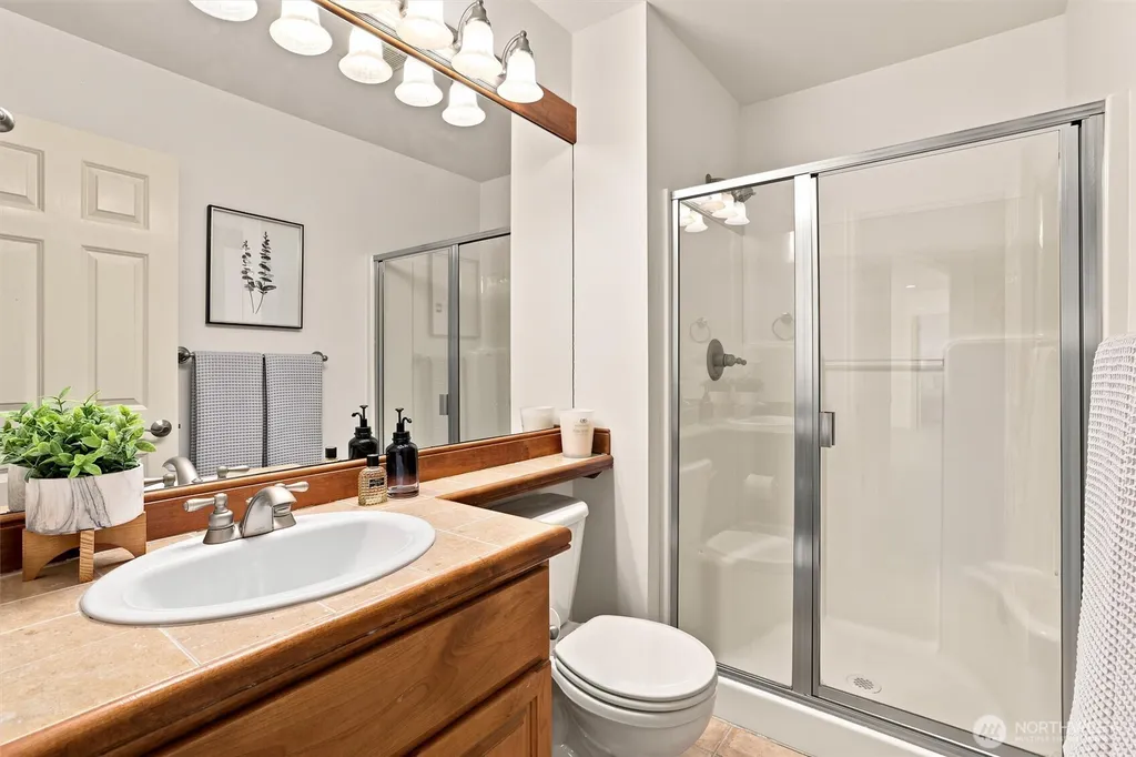 1006 270th Court SE Sammamish WA 98075
