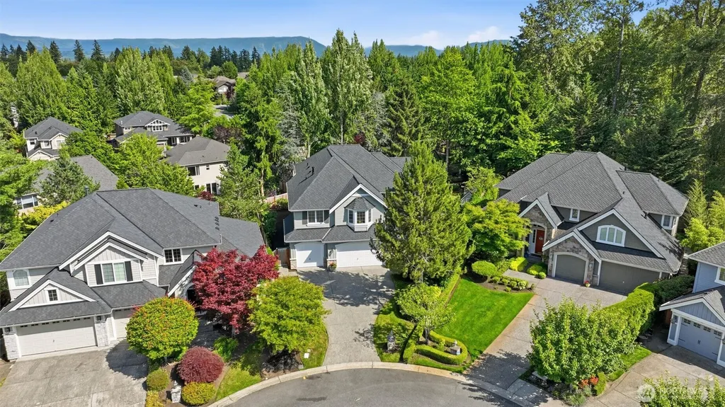 1006 270th Court SE Sammamish WA 98075