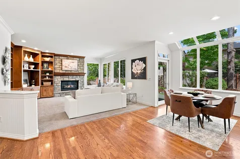 1006 270th Court SE Sammamish WA 98075