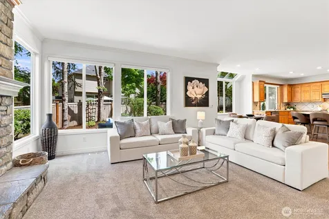 1006 270th Court SE Sammamish WA 98075