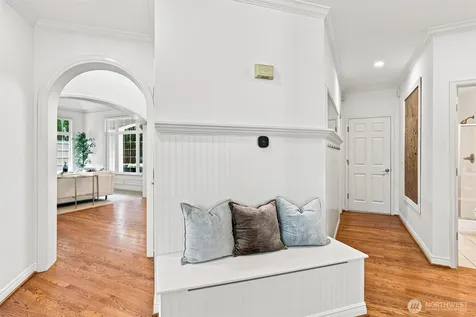 1006 270th Court SE Sammamish WA 98075