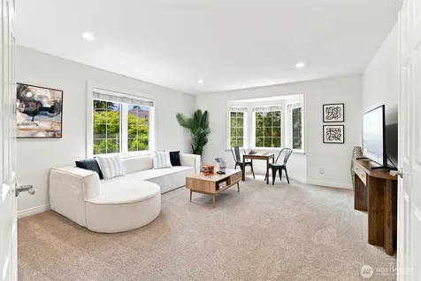 1006 270th Court SE Sammamish WA 98075