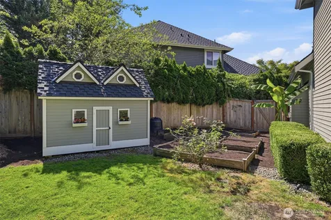 1006 270th Court SE Sammamish WA 98075