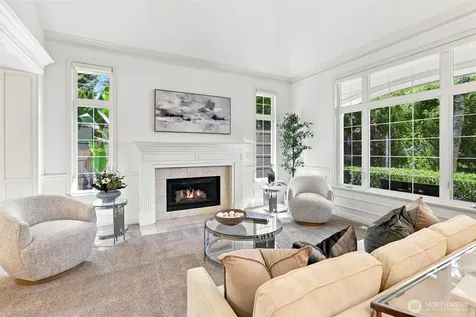 1006 270th Court SE Sammamish WA 98075