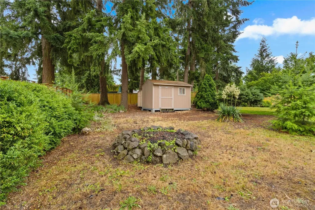 21114 Church Lake Drive E Bonney Lake WA 98391
