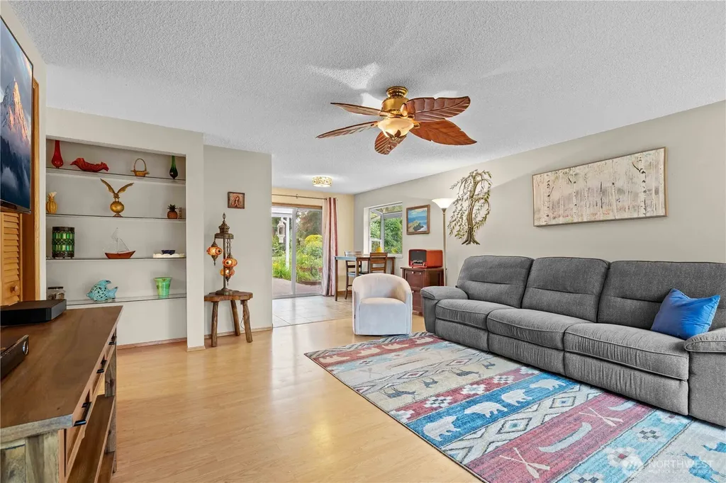 21114 Church Lake Drive E Bonney Lake WA 98391
