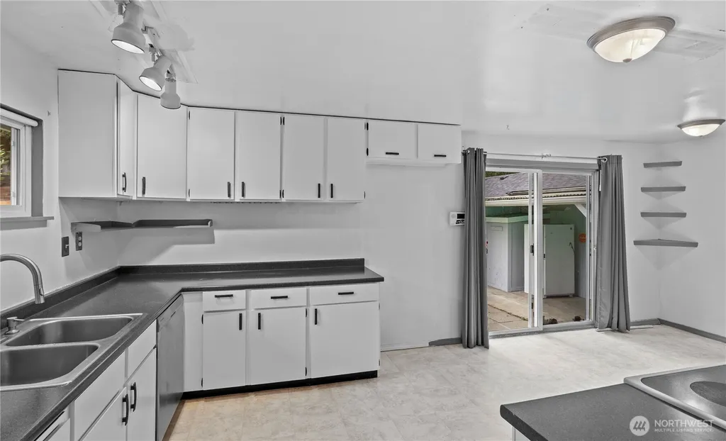 20906 106th St E Bonney Lake WA 98391