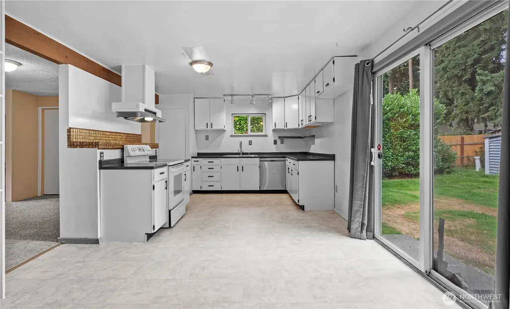 20906 106th St E Bonney Lake WA 98391