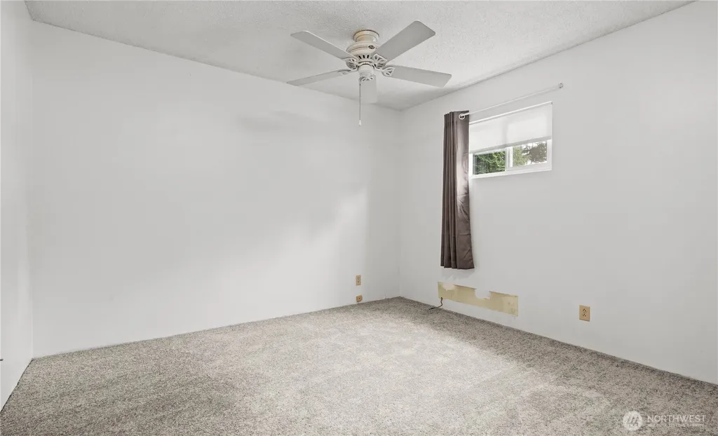 20906 106th St E Bonney Lake WA 98391