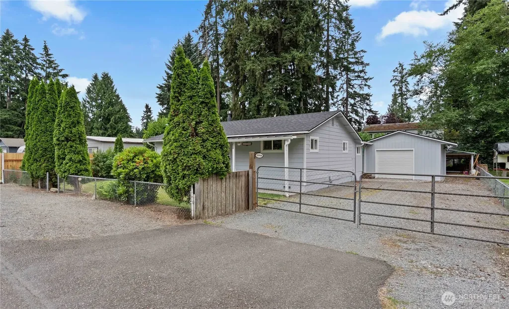 20906 106th St E Bonney Lake WA 98391