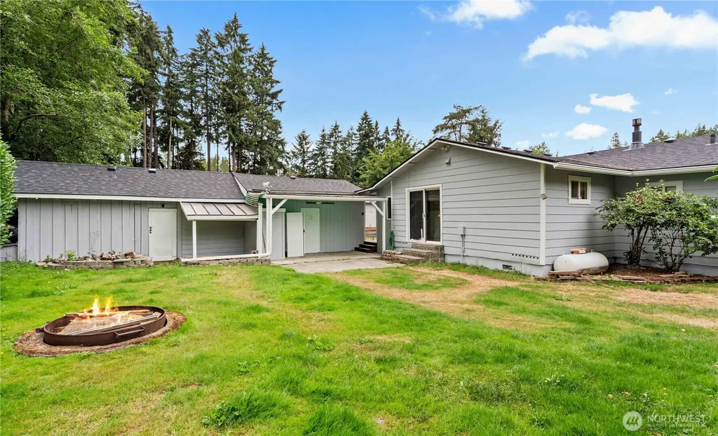 20906 106th St E Bonney Lake WA 98391