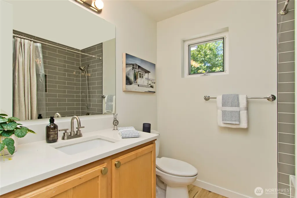 34702 SE Kinsey Street Snoqualmie WA 98065