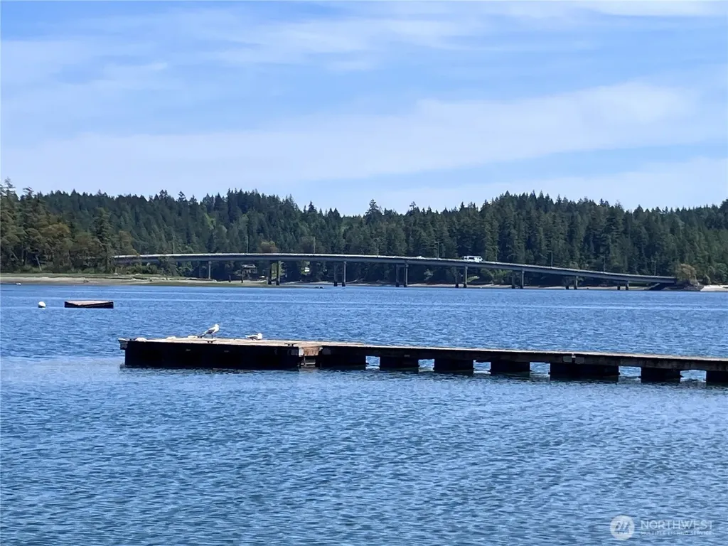 4293 E Pickering Road Shelton WA 98584