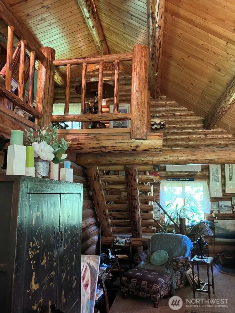 4293 E Pickering Road Shelton WA 98584
