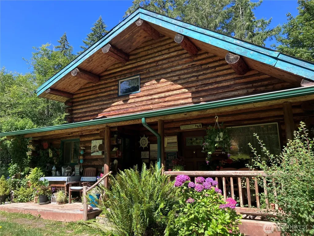 4293 E Pickering Road Shelton WA 98584