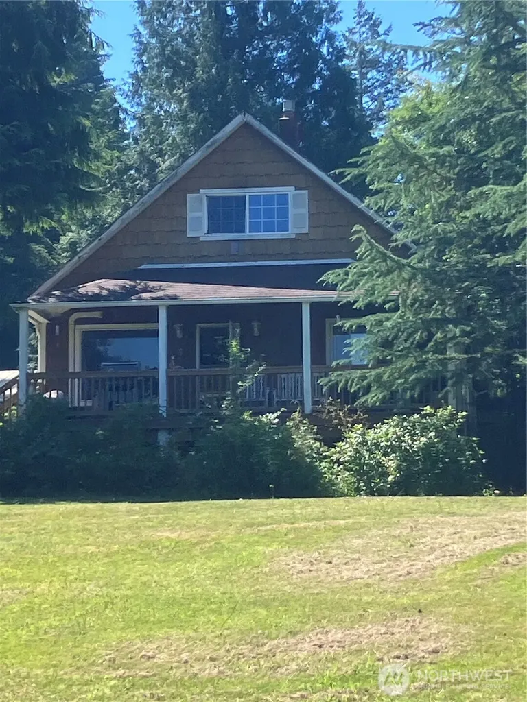 4293 E Pickering Road Shelton WA 98584