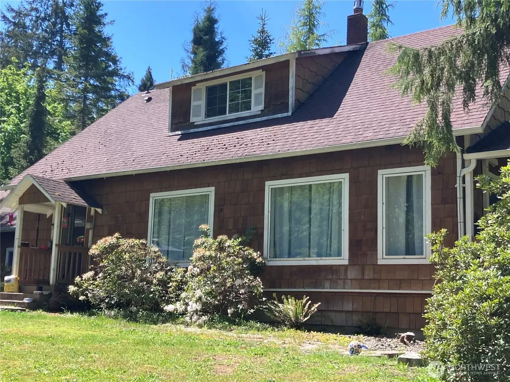 4293 E Pickering Road Shelton WA 98584