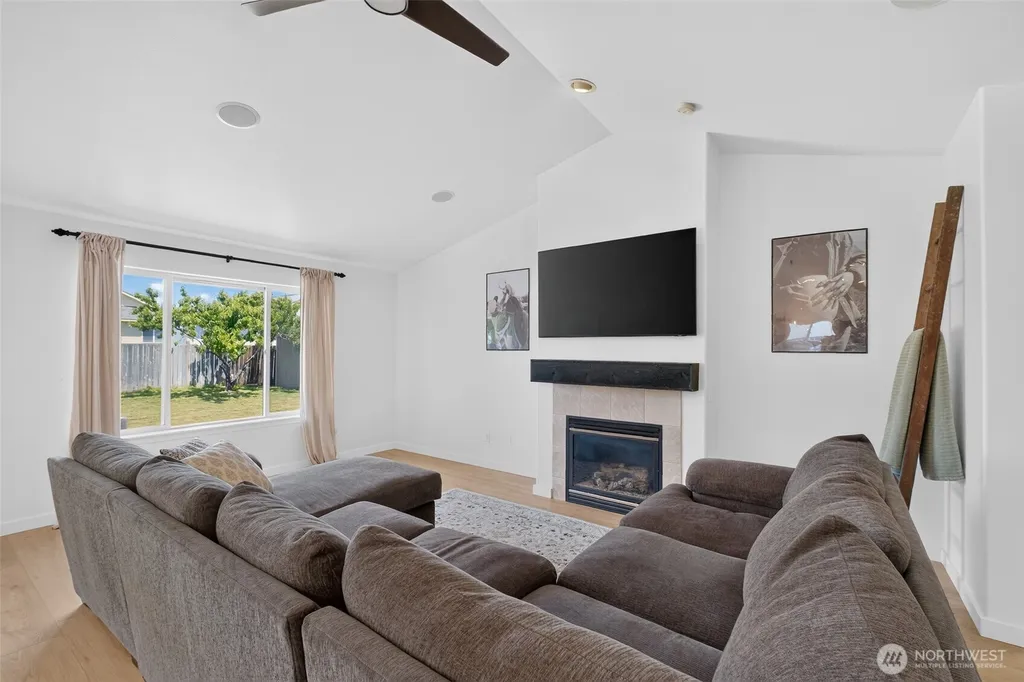 107 W 26th Avenue Ellensburg WA 98926