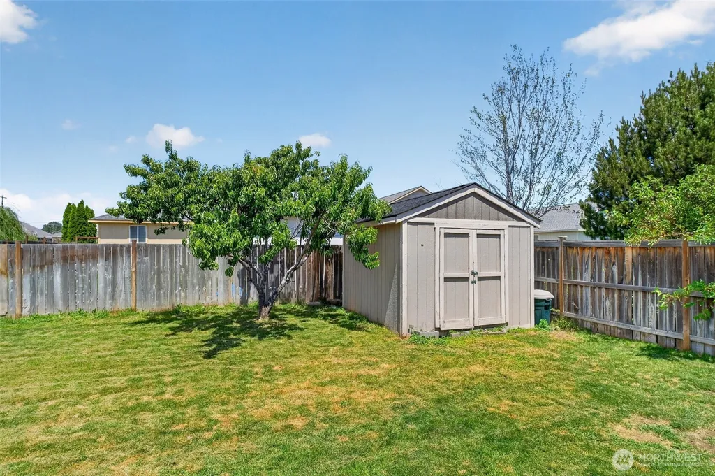 107 W 26th Avenue Ellensburg WA 98926