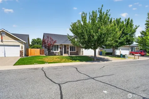 107 W 26th Avenue Ellensburg WA 98926
