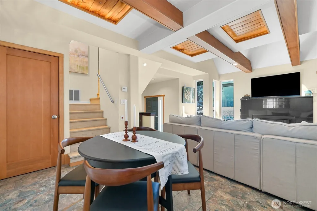 1458 Roy Road Bellingham WA 98229