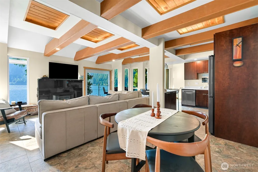 1458 Roy Road Bellingham WA 98229