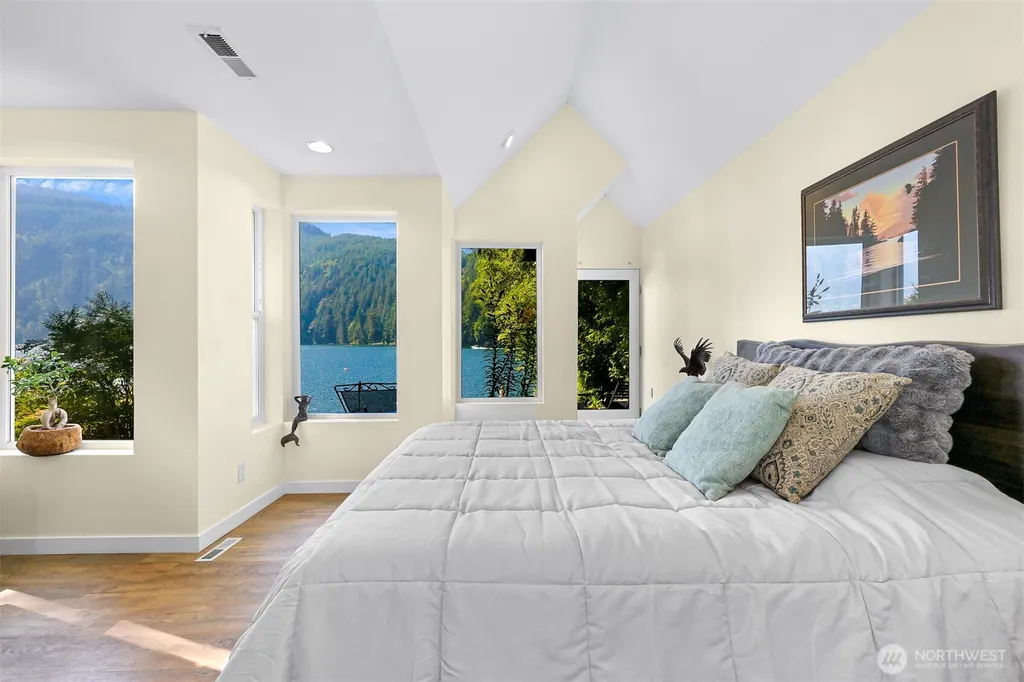 1458 Roy Road Bellingham WA 98229