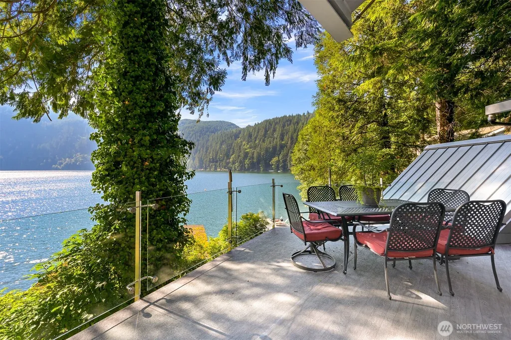 1458 Roy Road Bellingham WA 98229