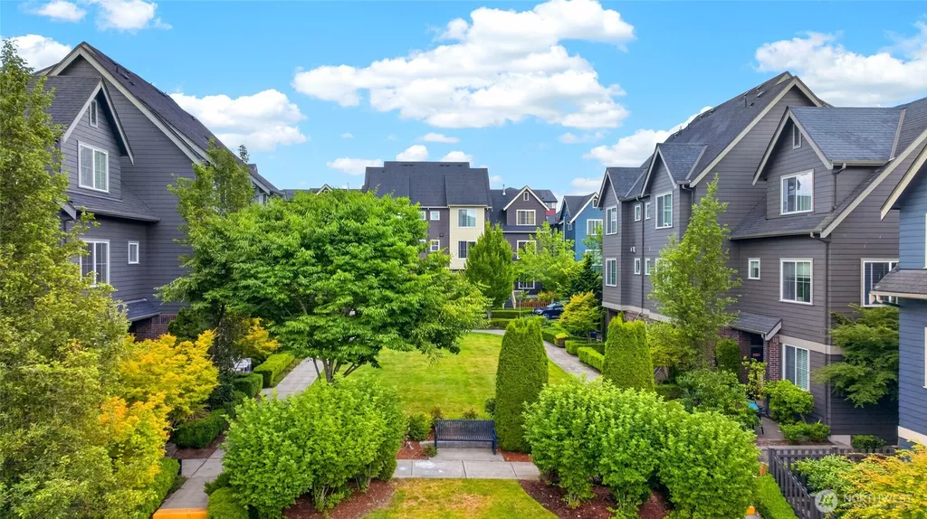 868 3rd Avenue NE Issaquah WA 98029