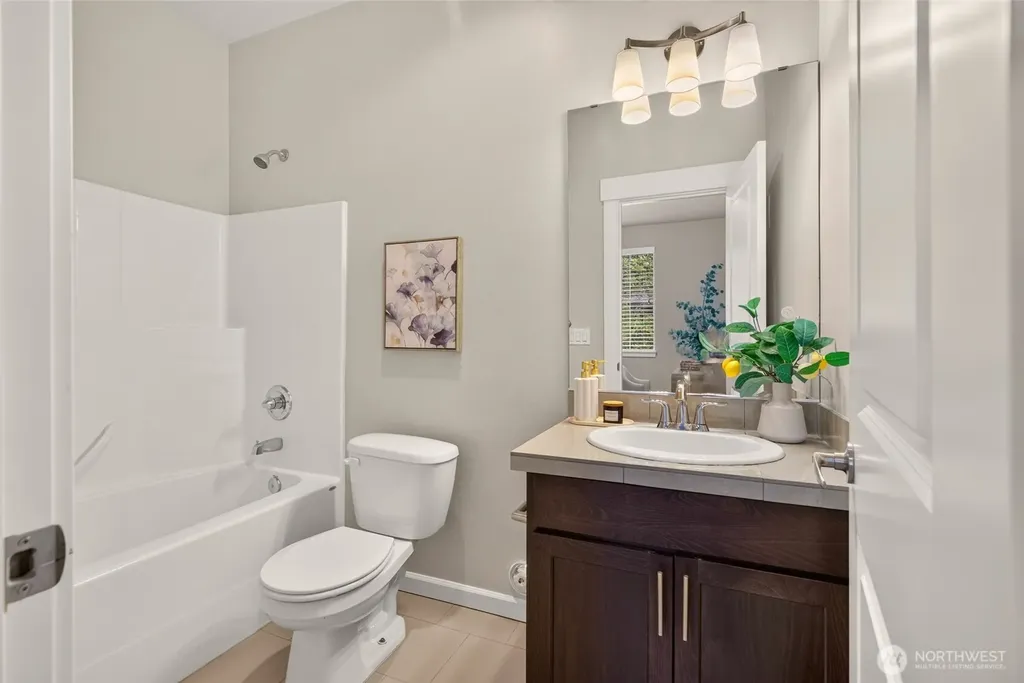 868 3rd Avenue NE Issaquah WA 98029