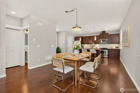 868 3rd Avenue NE Issaquah WA 98029