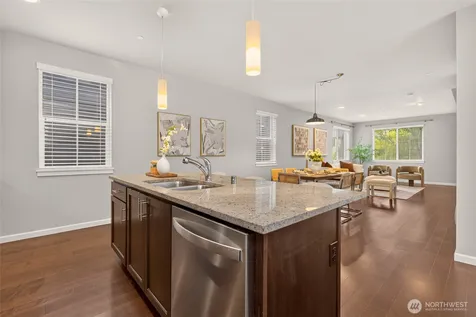 868 3rd Avenue NE Issaquah WA 98029