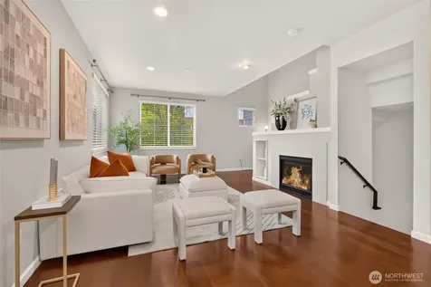 868 3rd Avenue NE Issaquah WA 98029