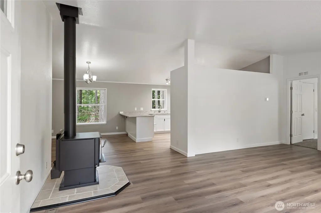 21 Willopa Road Shelton WA 98584