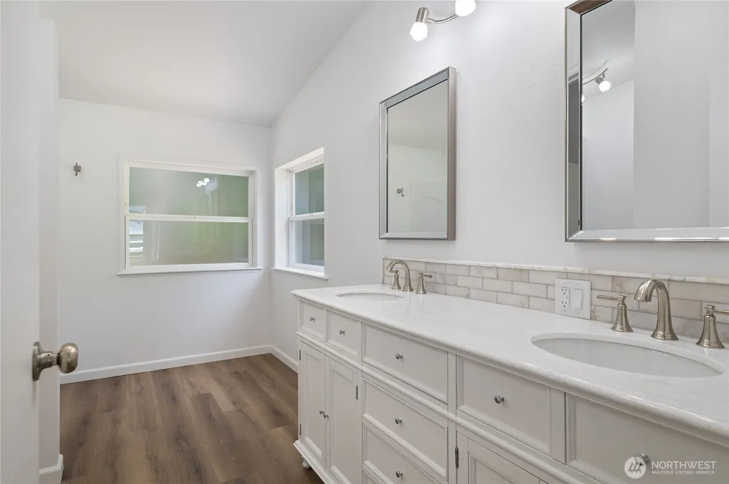 21 Willopa Road Shelton WA 98584