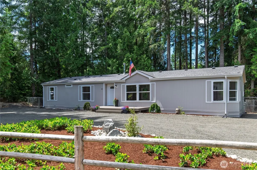 21 Willopa Road Shelton WA 98584