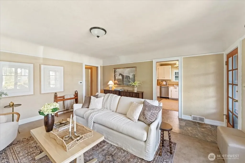 228 4th Avenue N Edmonds WA 98020