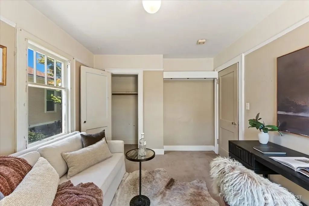 228 4th Avenue N Edmonds WA 98020