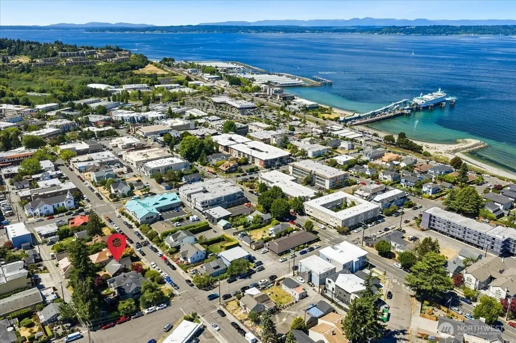 228 4th Avenue N Edmonds WA 98020