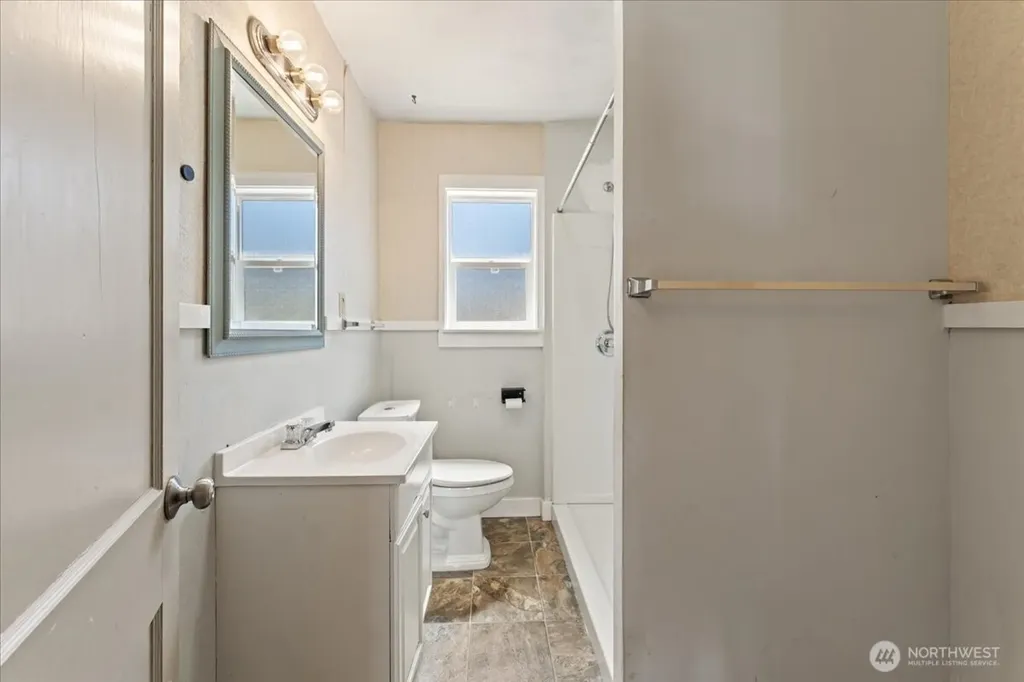 228 4th Avenue N Edmonds WA 98020
