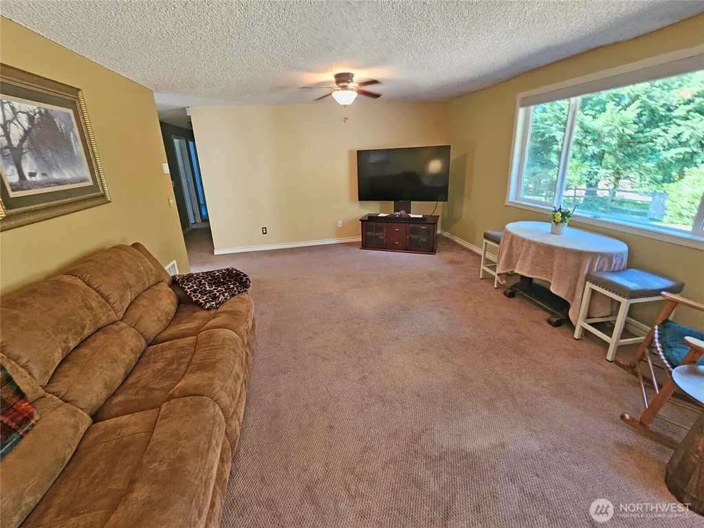 2024 Lorraine Drive SE Olympia WA 98501