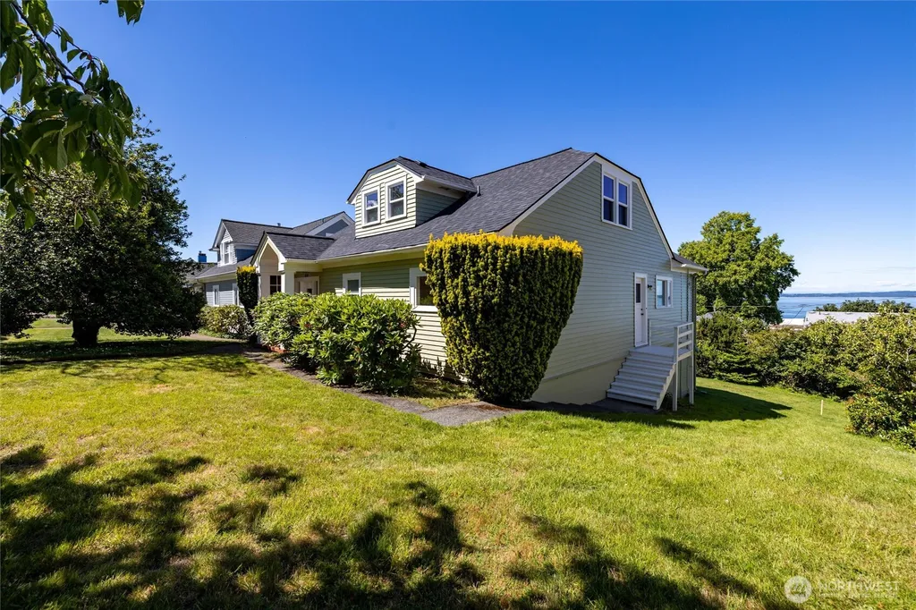 930 16th Street Bellingham WA 98225