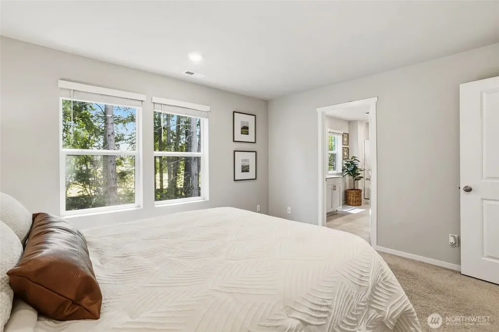 4355 Savannah Loop NE Lacey WA 98516