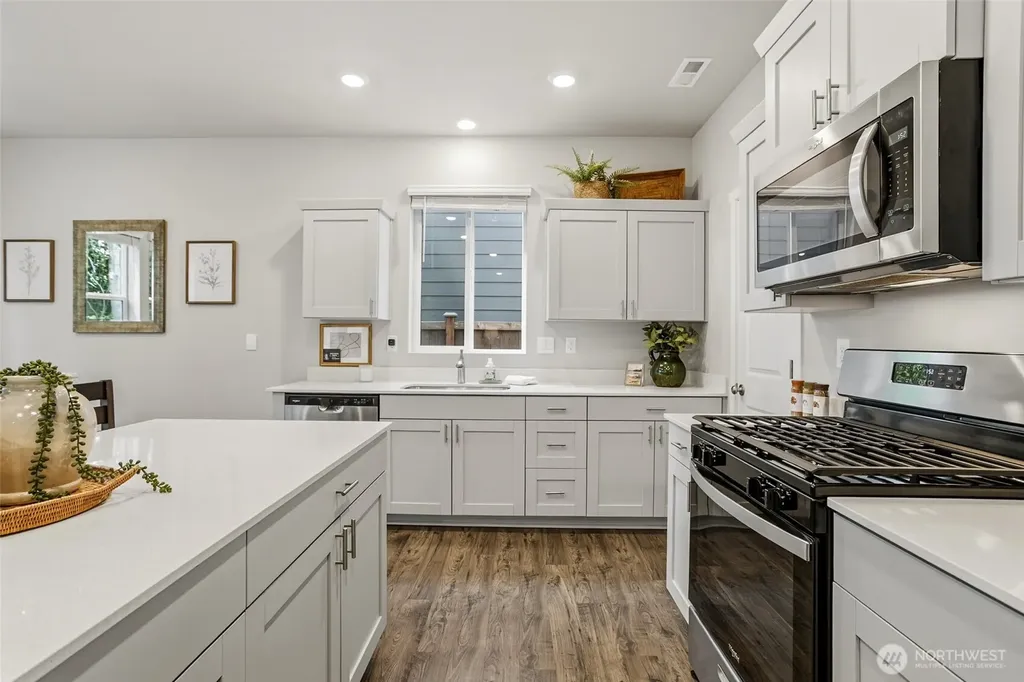 4355 Savannah Loop NE Lacey WA 98516