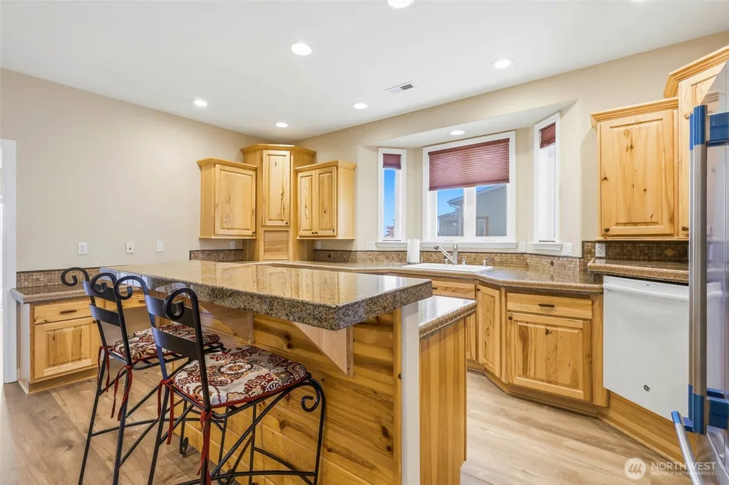 4004 Desert Plateau Pasco WA 99301