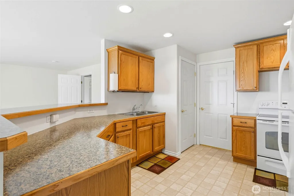 4004 Desert Plateau Pasco WA 99301