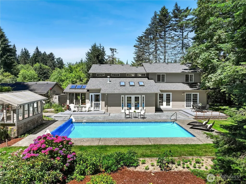 2719 36th Street SE Puyallup WA 98374
