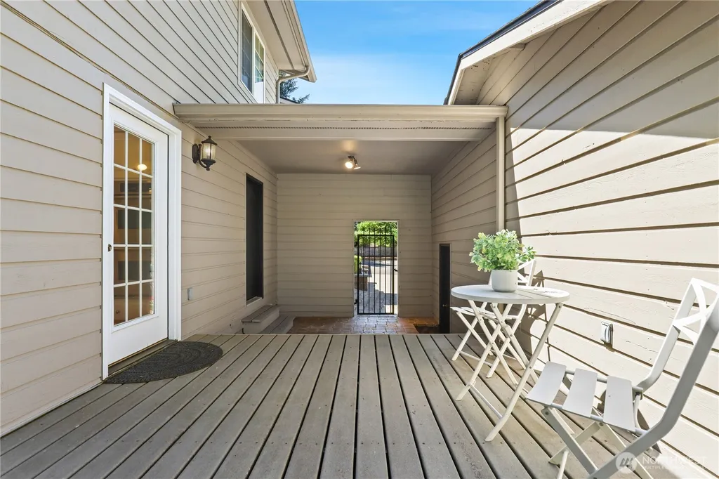 2719 36th Street SE Puyallup WA 98374